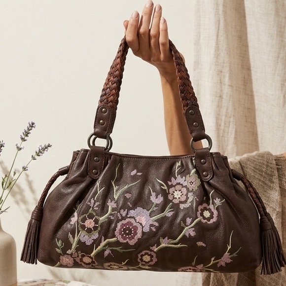 Isabella Fiore Handbags - Isabella fiore floral embroidery leather bag